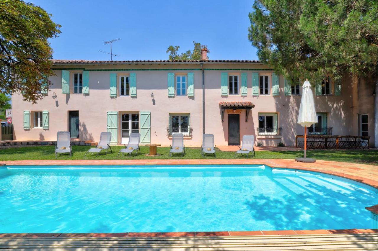 Gite La Grappe Occitane - 14 Personnes - Piscine Privee アンブル エクステリア 写真